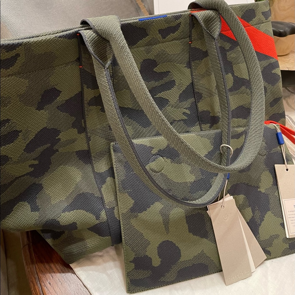 Rothy’s NWT Sage Camo Essential Tote with NWT Sage Camo Essential Pouch SET